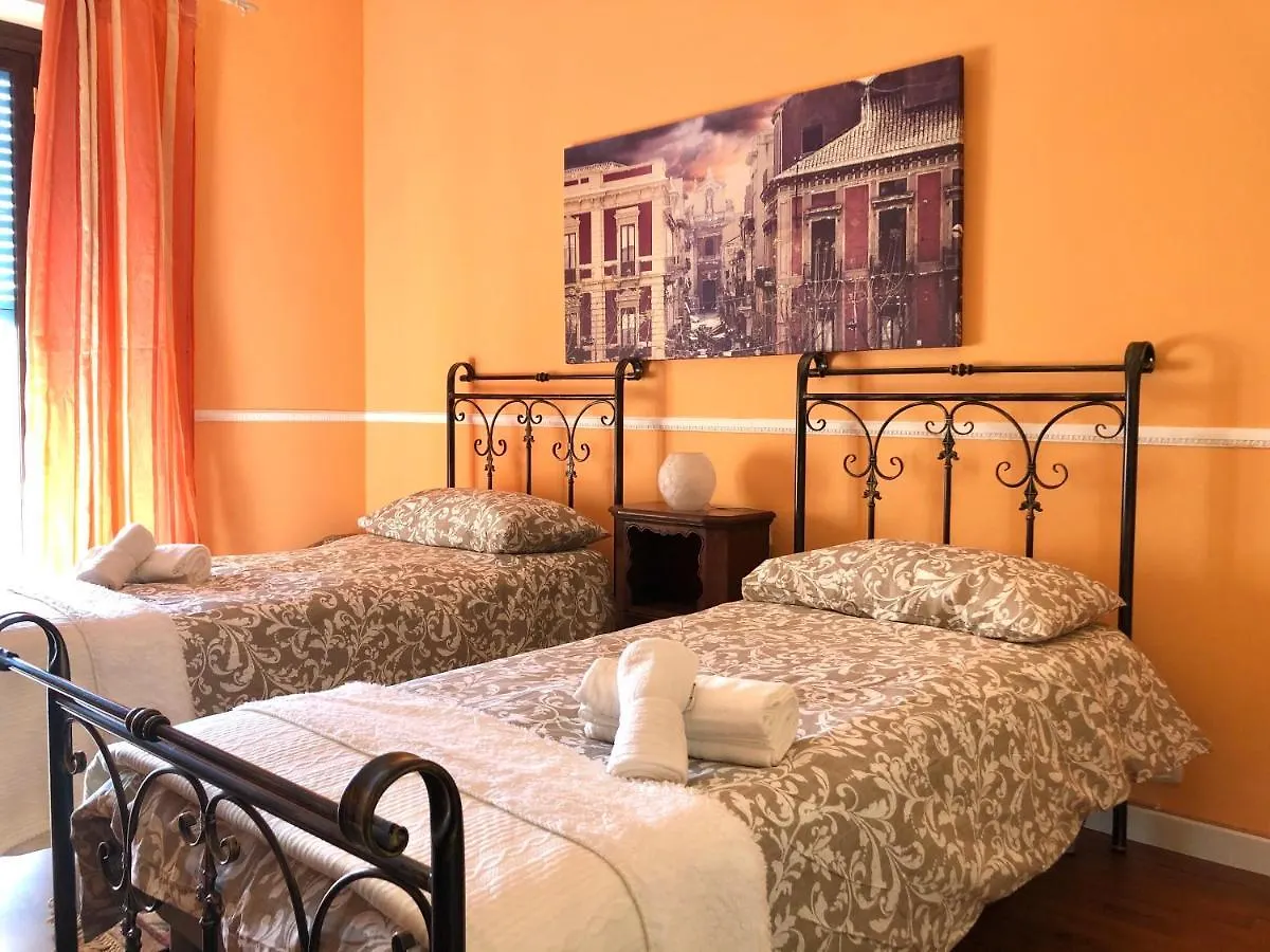 La Maison Blanche Catania 0*,